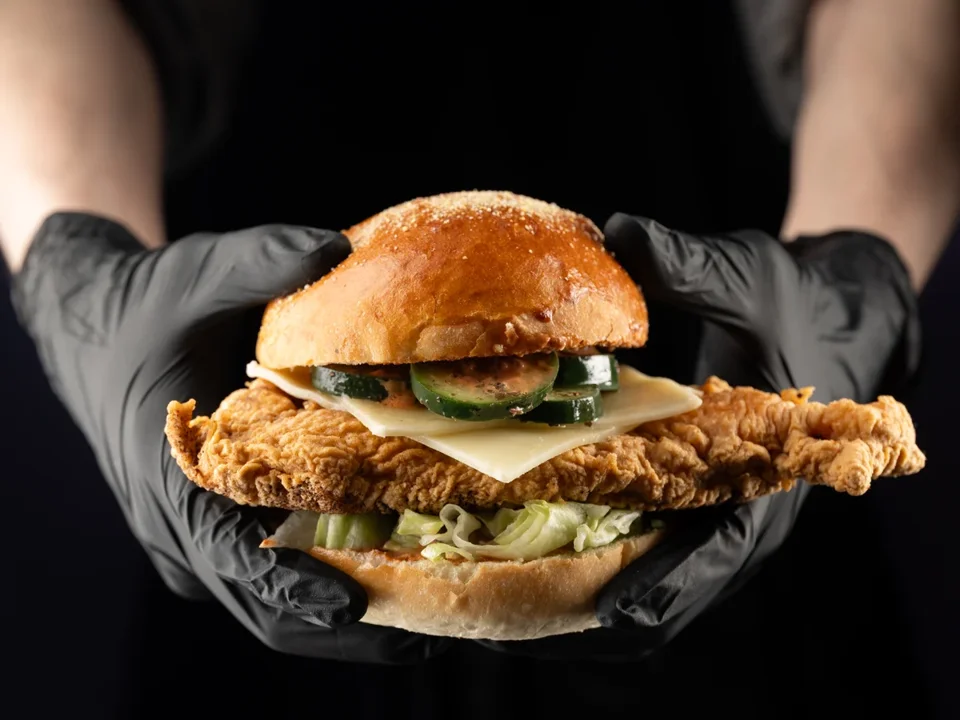Crispy chicken sandwich